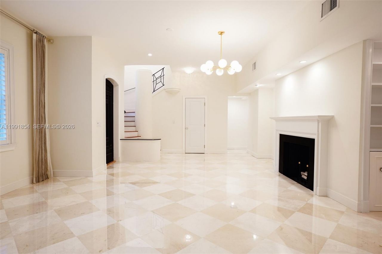 3919 Granada Blvd, Coral Gables, FL 33134 Photo