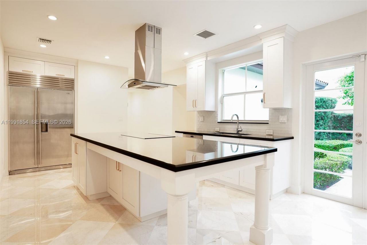 3919 Granada Blvd, Coral Gables, FL 33134 Photo