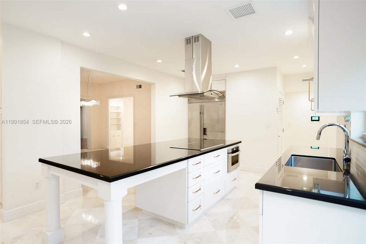 3919 Granada Blvd, Coral Gables, FL 33134 Photo