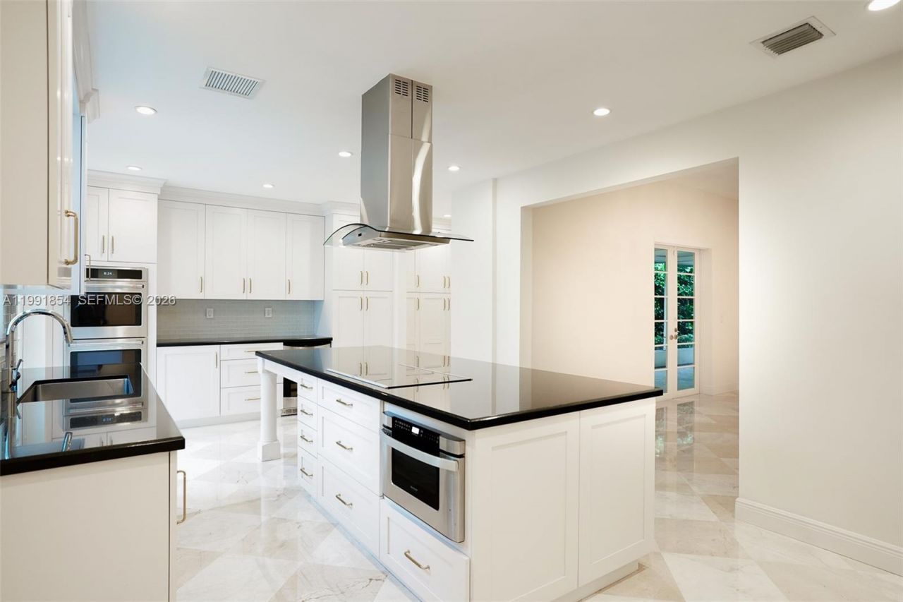 3919 Granada Blvd, Coral Gables, FL 33134 Photo