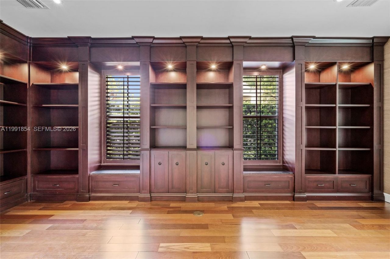 3919 Granada Blvd, Coral Gables, FL 33134 Photo