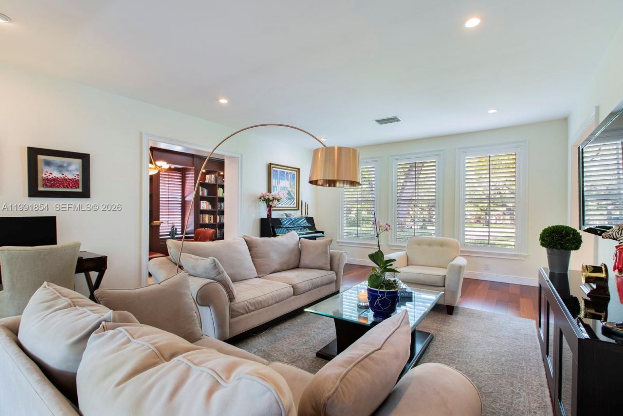 3919 Granada Blvd, Coral Gables, FL 33134 Photo