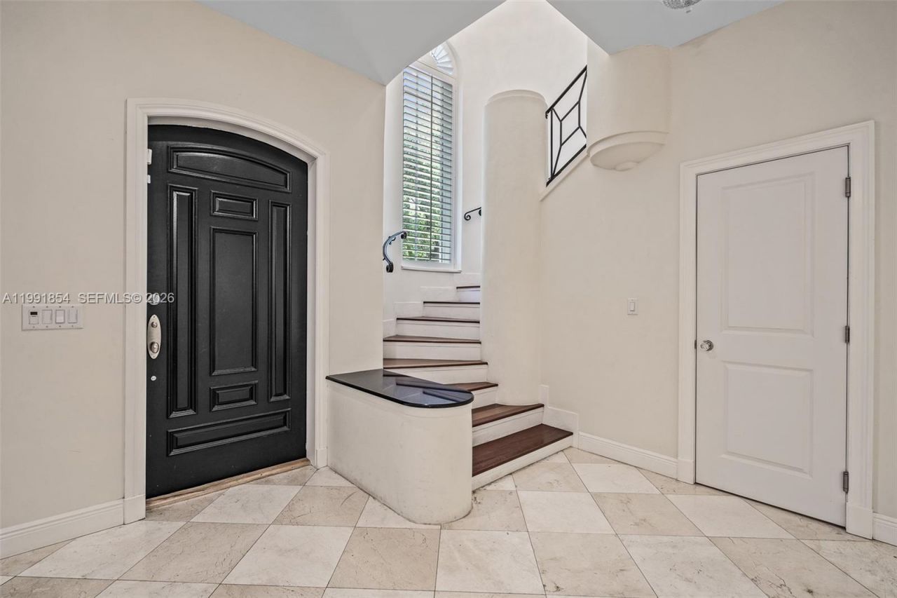 3919 Granada Blvd, Coral Gables, FL 33134 Photo