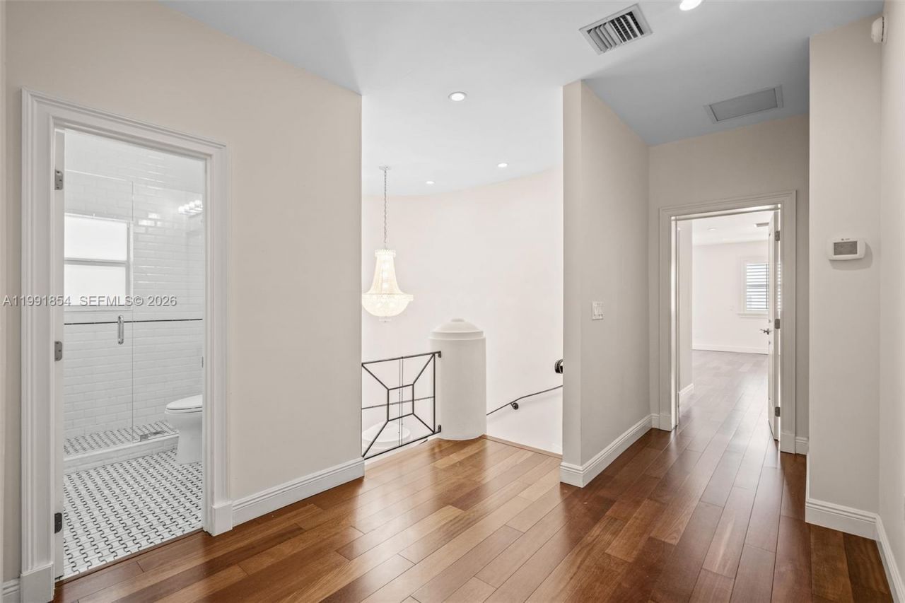 3919 Granada Blvd, Coral Gables, FL 33134 Photo