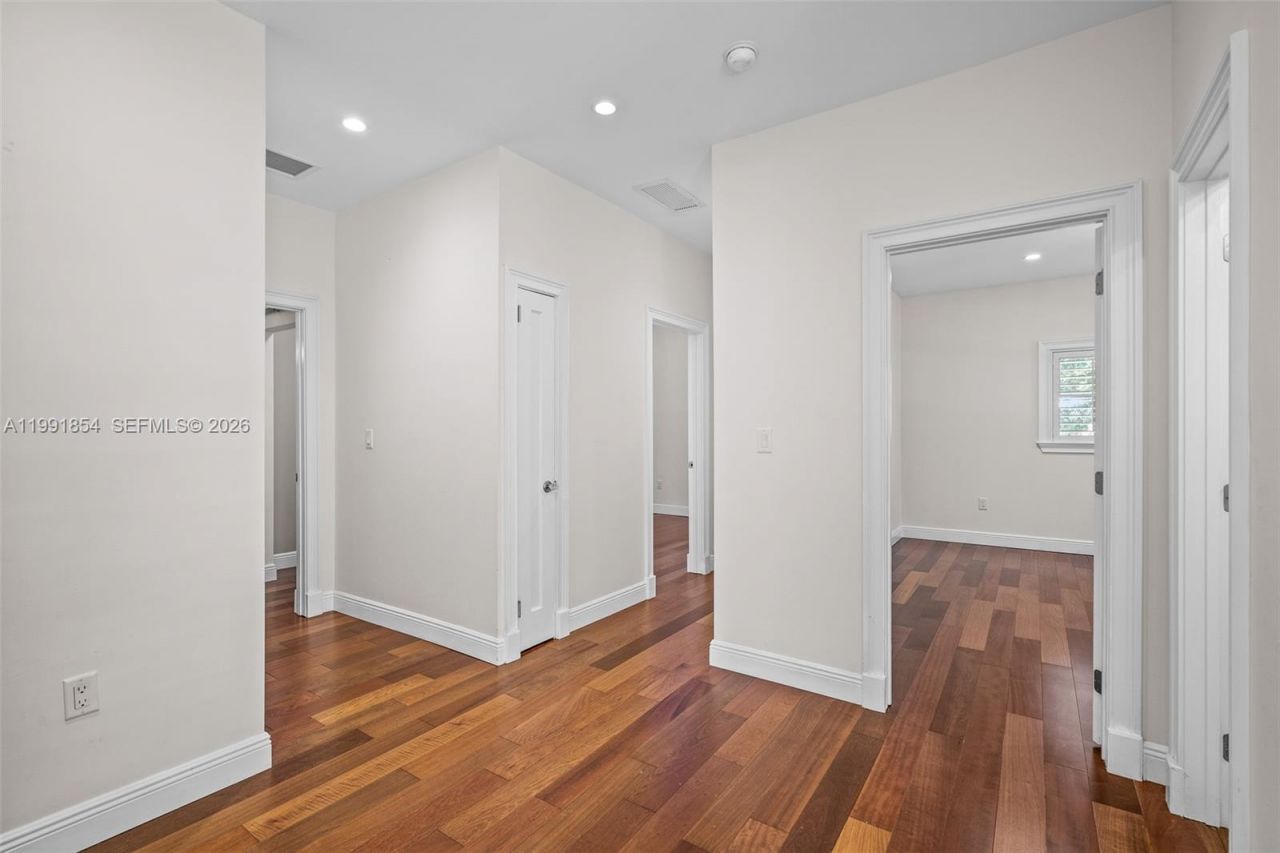 3919 Granada Blvd, Coral Gables, FL 33134 Photo