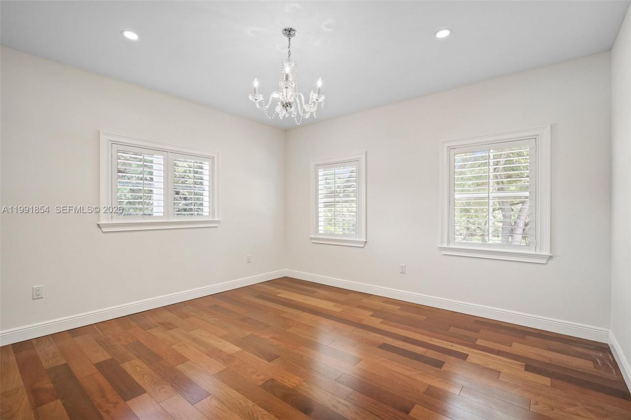 3919 Granada Blvd, Coral Gables, FL 33134 Photo