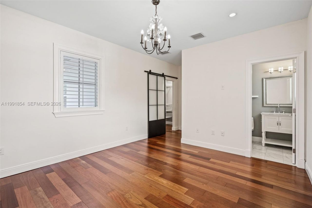 3919 Granada Blvd, Coral Gables, FL 33134 Photo