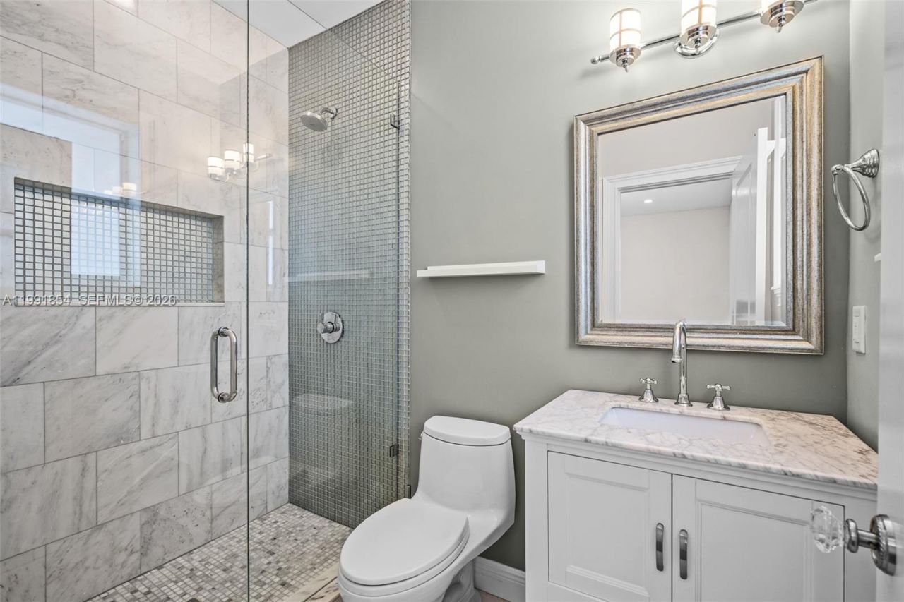 3919 Granada Blvd, Coral Gables, FL 33134 Photo