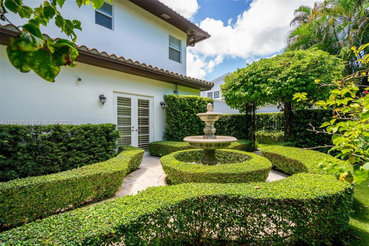 3919 Granada Blvd, Coral Gables, FL 33134 Photo