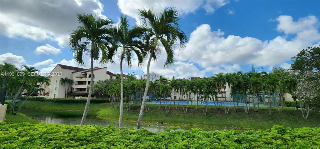 9135 SW 125th Ave, Unit 401P, Miami, FL 33186 Photo