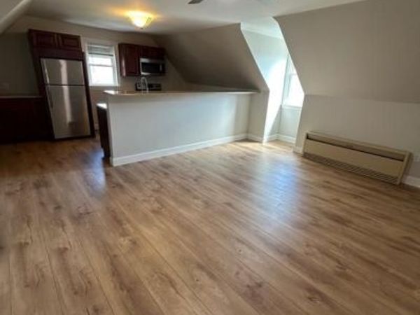 656 MAIN STREET , ROYERSFORD, PA 19468