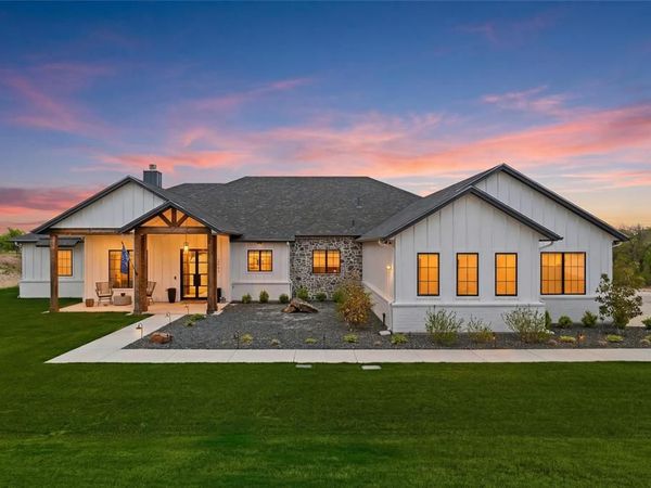2043 Woodland Road, Weatherford, TX 76088