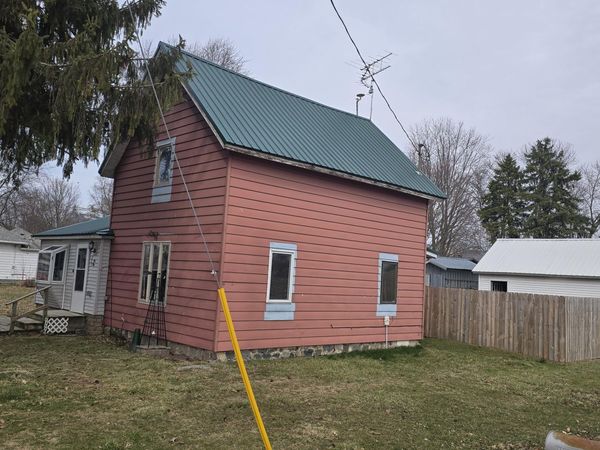 223 S Howell Street, Middleton, MI 48856