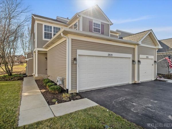 2819 White Thorn Avenue , Naperville, IL 60564