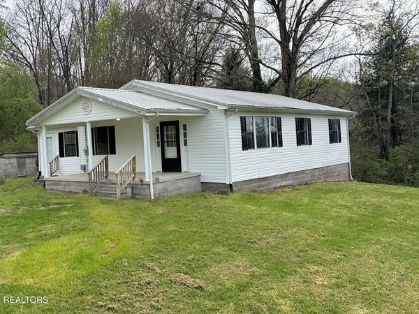 2765 Highway 411, Madisonville, TN 37354
