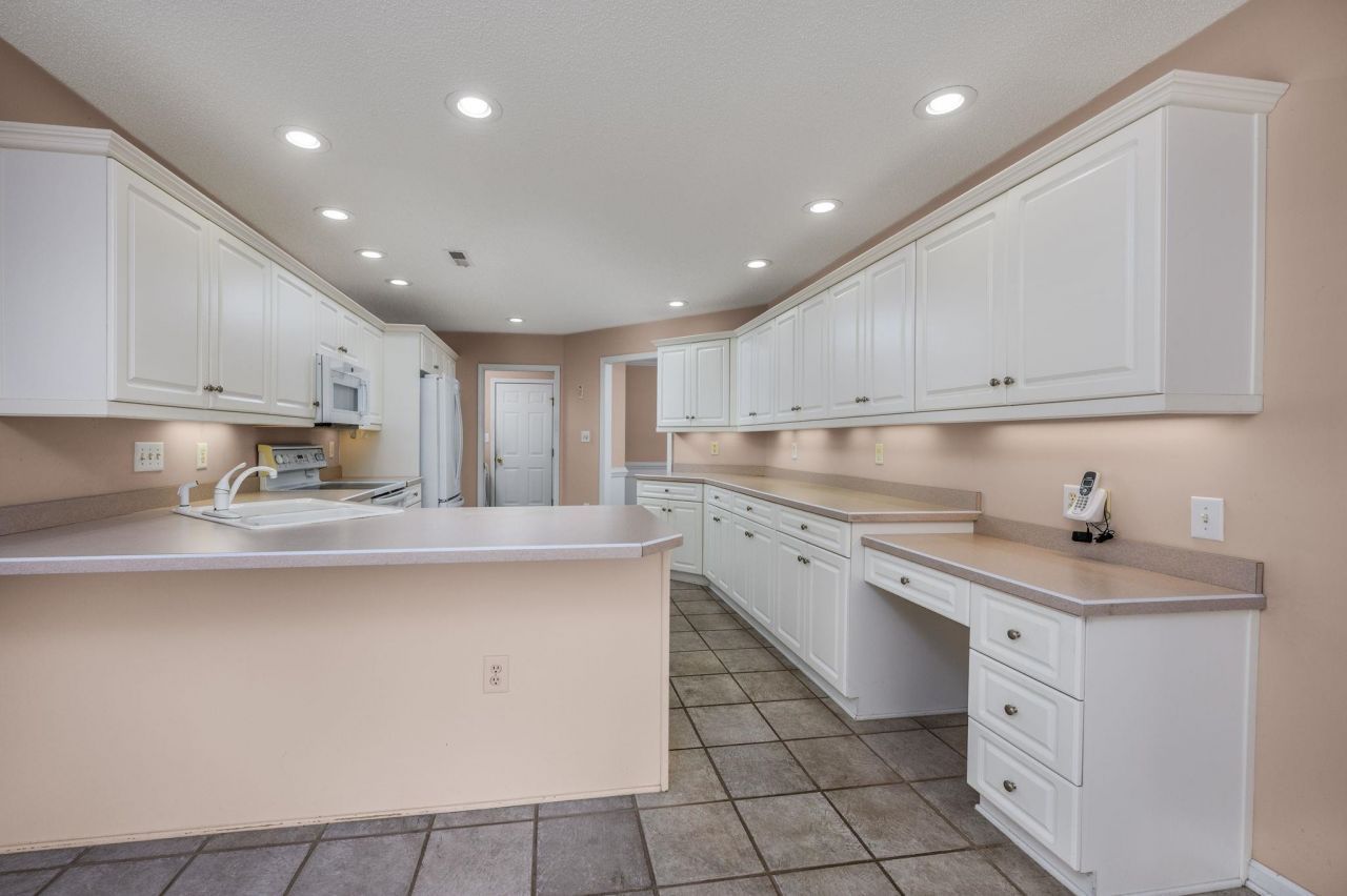 4099 Heather Lakes Dr. Photo 15