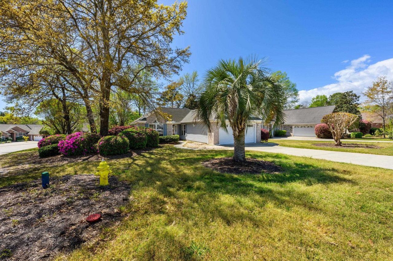 4099 Heather Lakes Dr. Photo 4