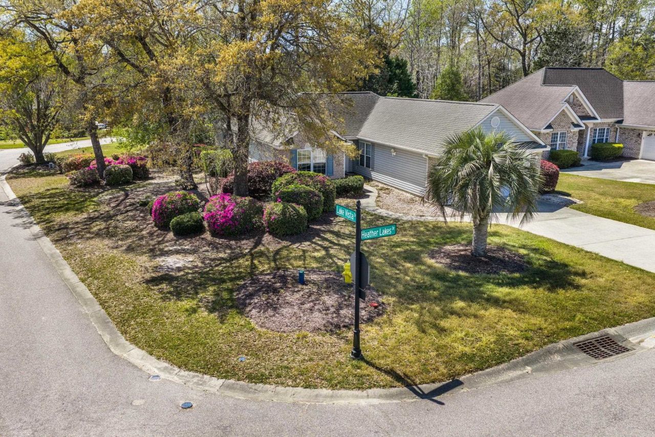 4099 Heather Lakes Dr. Photo 8