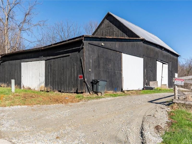 8225 Prospect Road, Hillsboro, OH 45133 Photo 2