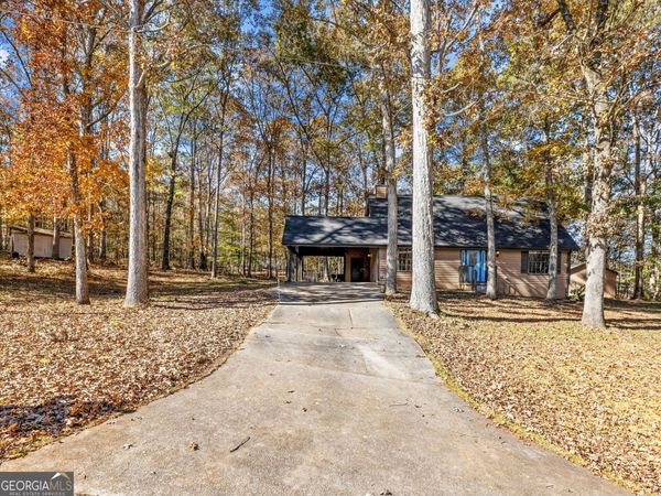 222 HEMLOCK Drive, Stockbridge, GA 30281