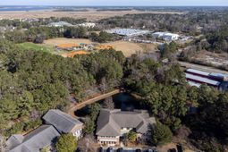 497 Bramson Court photo 4