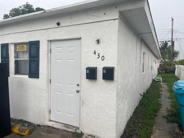 430 NW 12th Avenue, Boynton Beach, FL 33435 Photo