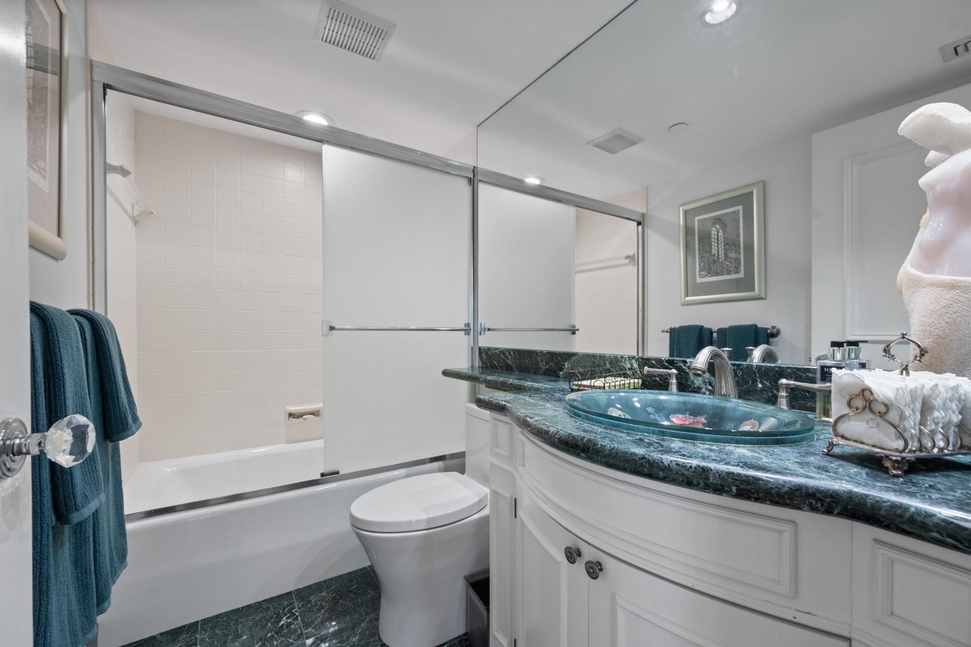 2580 S Ocean Boulevard, Unit 2 B 2, Palm Beach, FL 33480 Photo