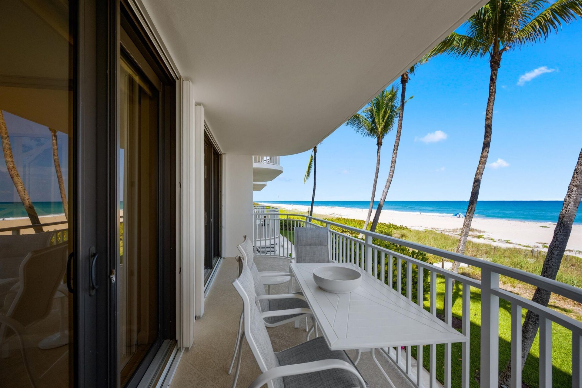 2580 S Ocean Boulevard, Unit 2 B 2, Palm Beach, FL 33480 Photo