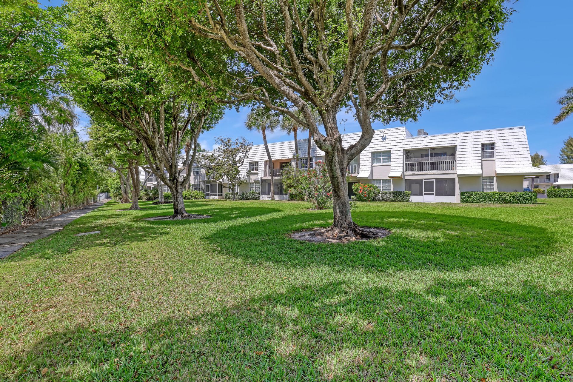 1250 Sugar Sands Boulevard, Unit 207, Singer Island, FL 33404 Photo