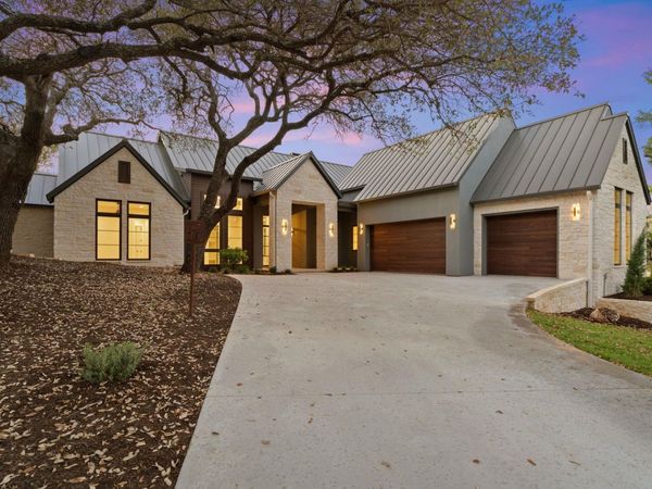 705 The Trails PKWY, Horseshoe Bay, TX 78657