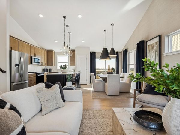 3735 Holbrook Drive, Waconia, MN 55387