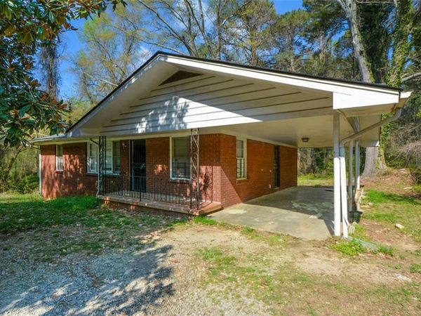 2493 Butner SW, Atlanta, GA 30331