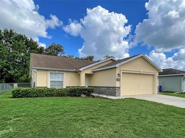 3660 SANDHILL CRANE DRIVE , LAKELAND, FL 33811