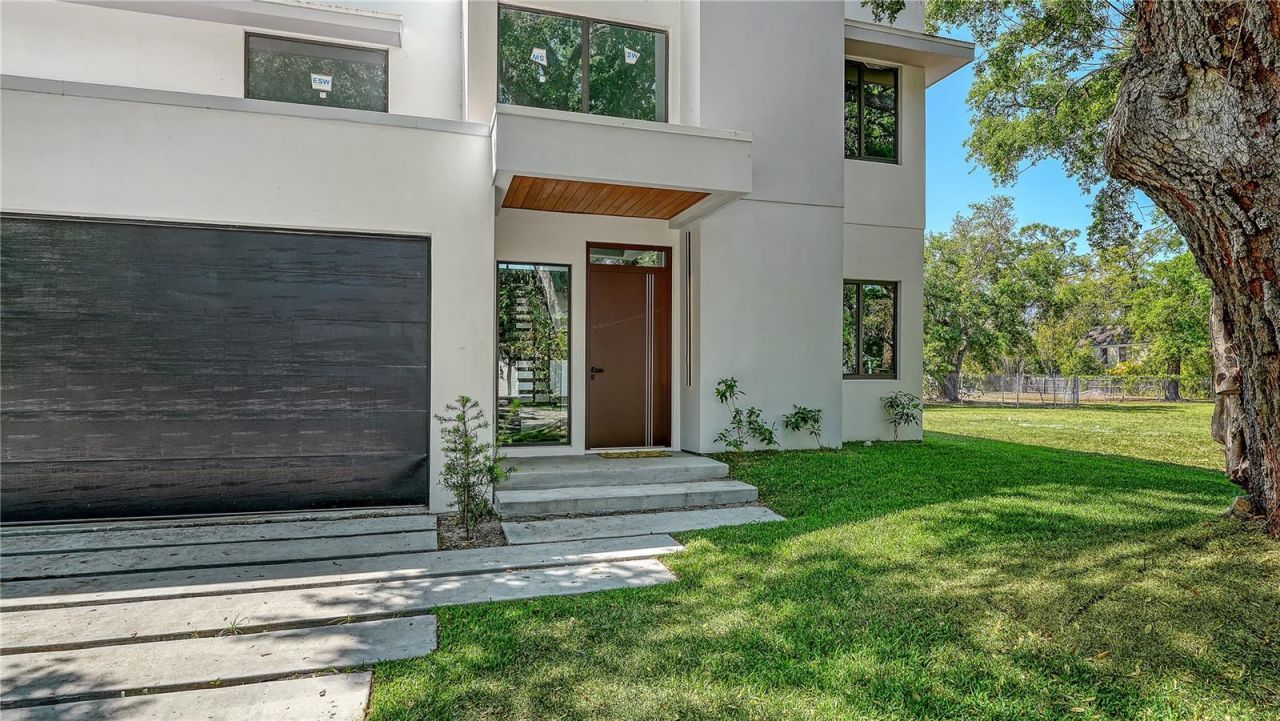 1730 Wisconsin Lane, Sarasota, FL 34239 Photo