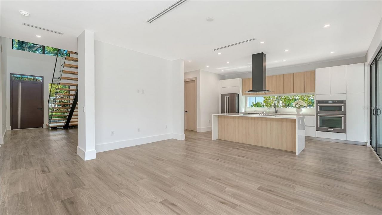 1730 Wisconsin Lane, Sarasota, FL 34239 Photo