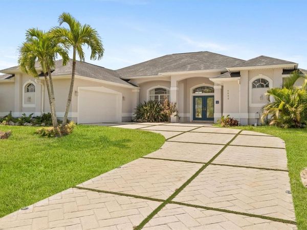 8090 ARLEWOOD CIRCLE , PORT CHARLOTTE, FL 33981