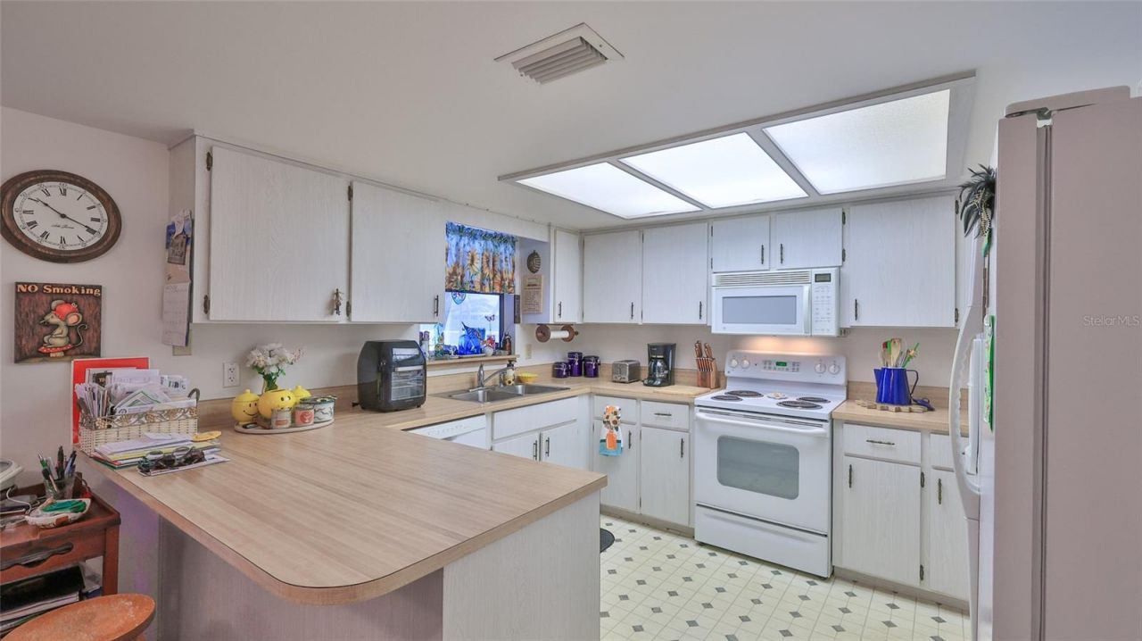 2823 Royal Palm Drive, Edgewater, FL 32141 Photo