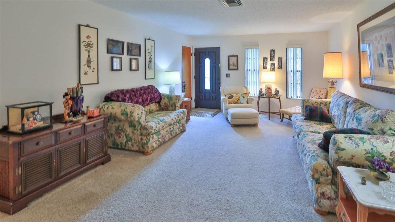 2823 Royal Palm Drive, Edgewater, FL 32141 Photo