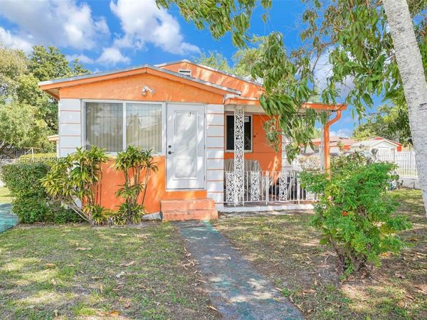 1451 NW 43rd St, Miami, FL 33142