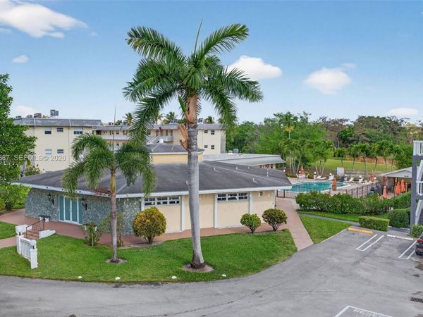 4299 NW 16th St, Unit 310, Lauderhill, FL 33313