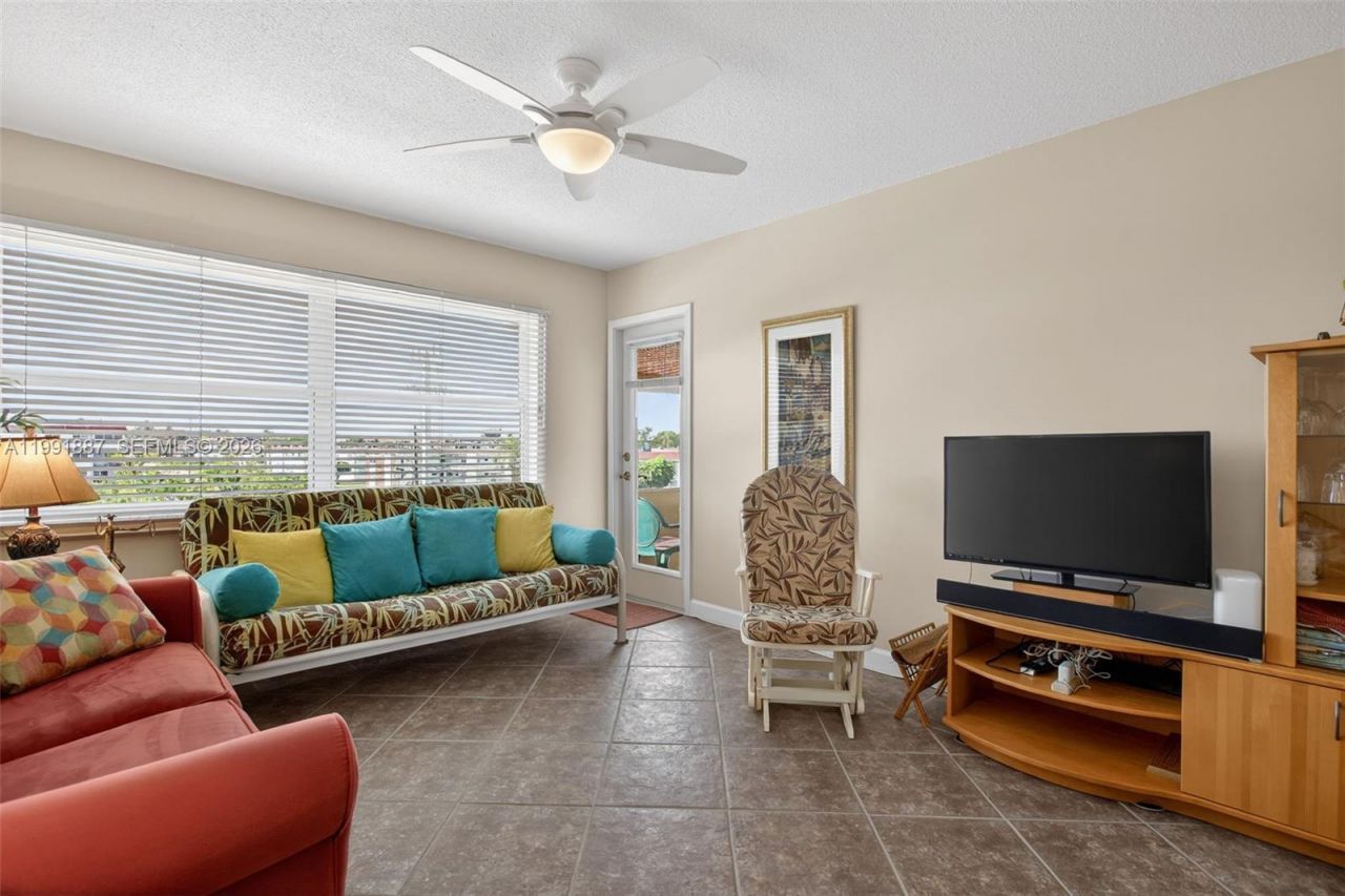 4299 NW 16th St, Unit 310, Lauderhill, FL 33313 Photo