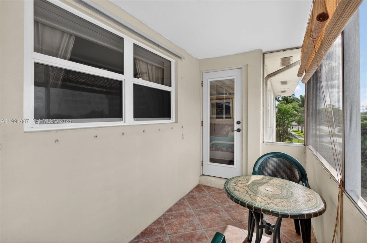 4299 NW 16th St, Unit 310, Lauderhill, FL 33313 Photo