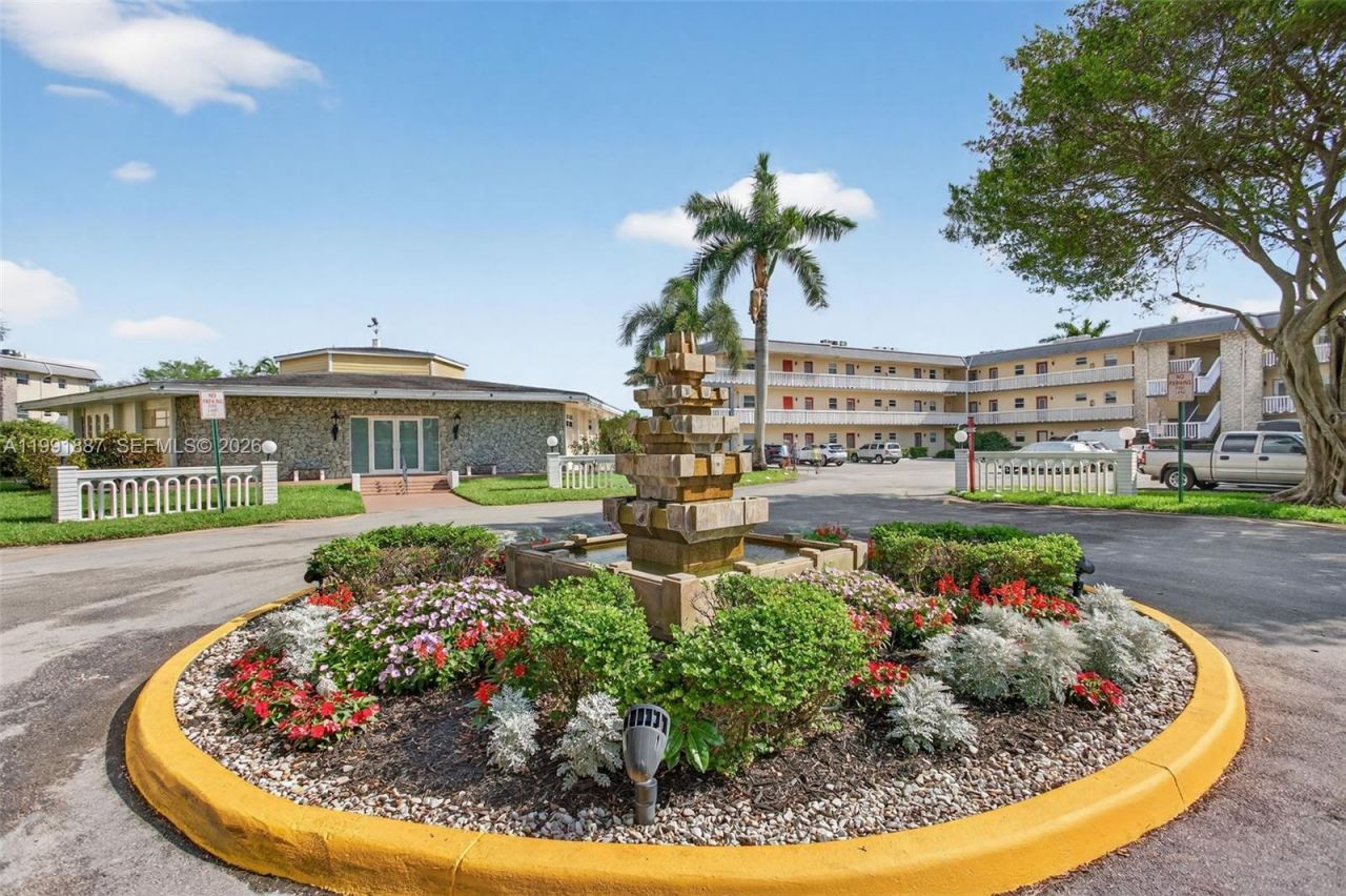 4299 NW 16th St, Unit 310, Lauderhill, FL 33313 Photo