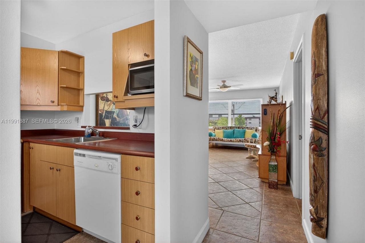 4299 NW 16th St, Unit 310, Lauderhill, FL 33313 Photo