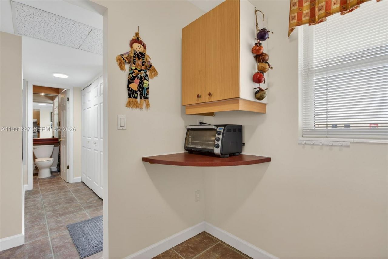 4299 NW 16th St, Unit 310, Lauderhill, FL 33313 Photo
