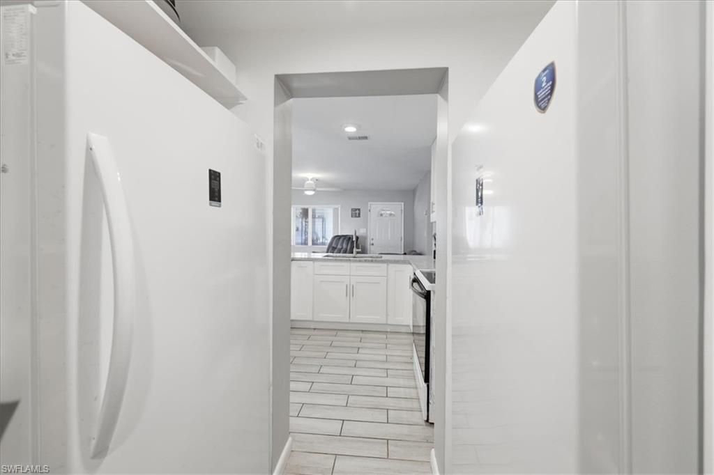 102 Crescent Lake Dr, North Fort Myers, FL 33917 Photo