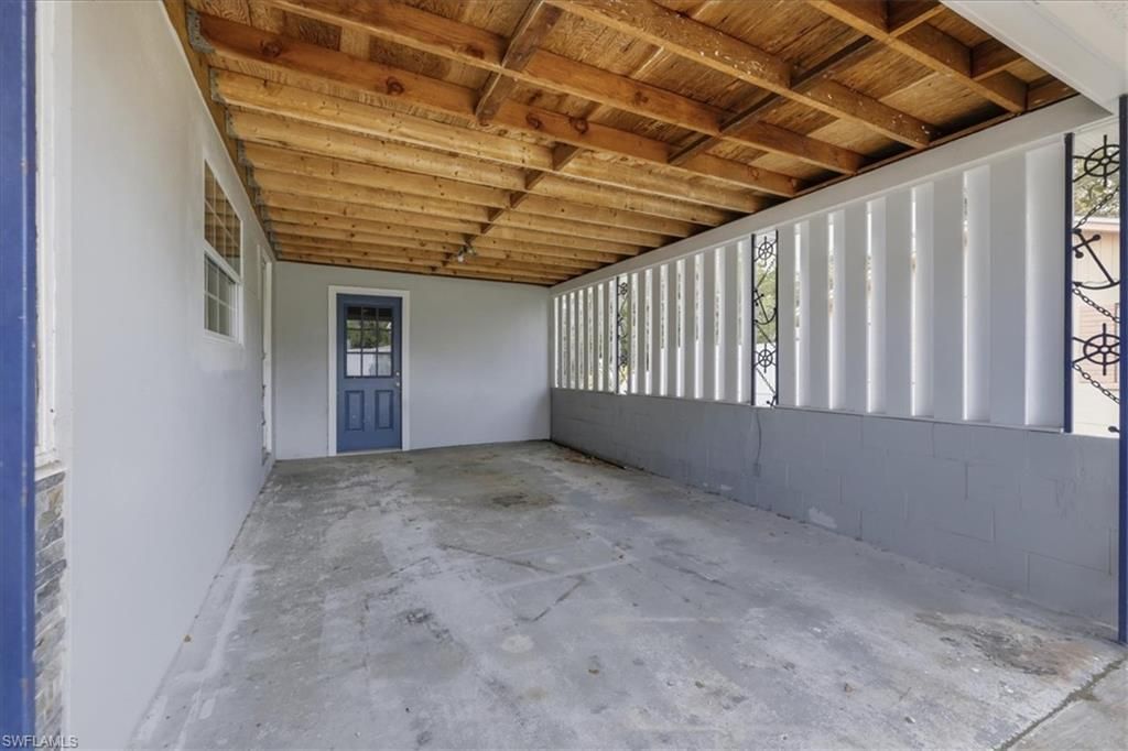 102 Crescent Lake Dr, North Fort Myers, FL 33917 Photo