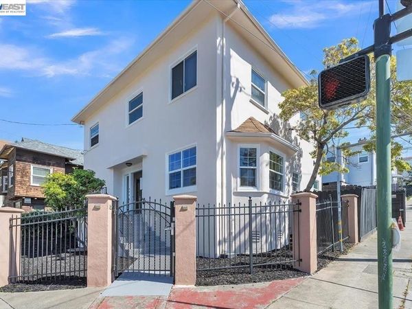 3300 Harrison St, Oakland, CA 94611