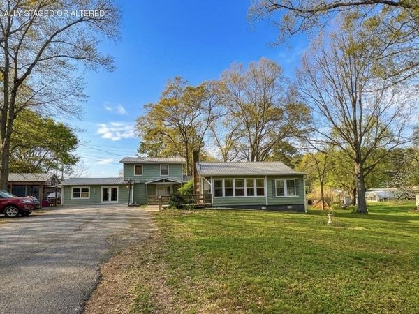 61 Walker Street, Trion, GA 30753