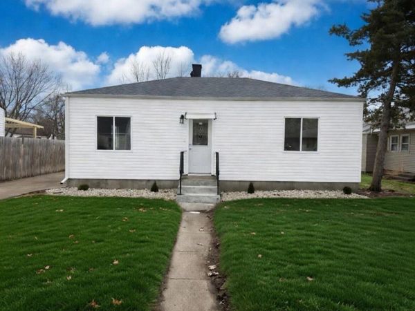 3032 Gladstone Avenue , Rockford, IL 61101